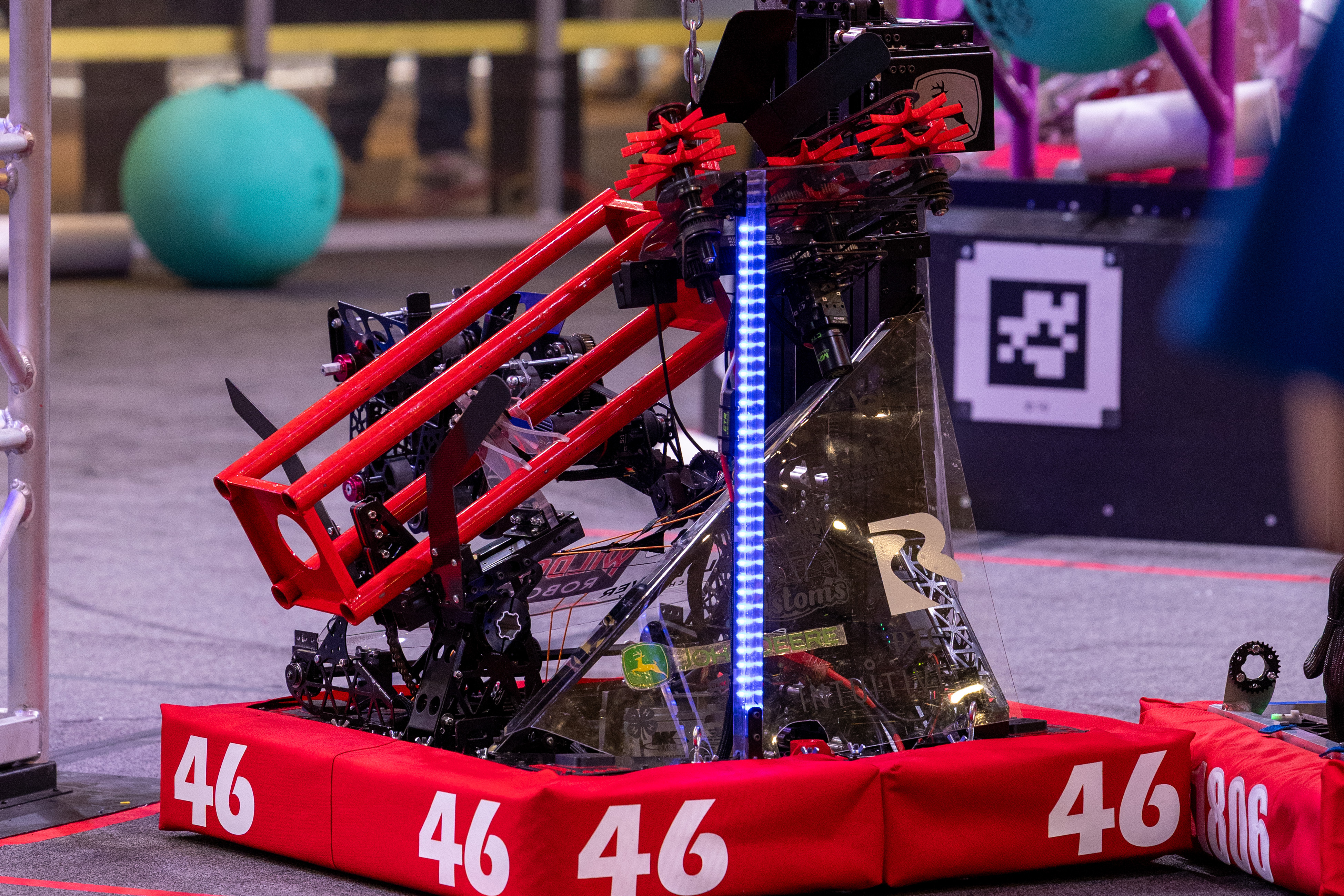 4646 Robot from 2025