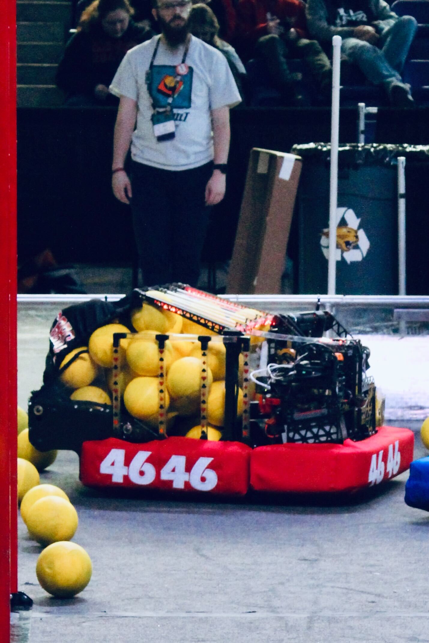 Robot with full hopper